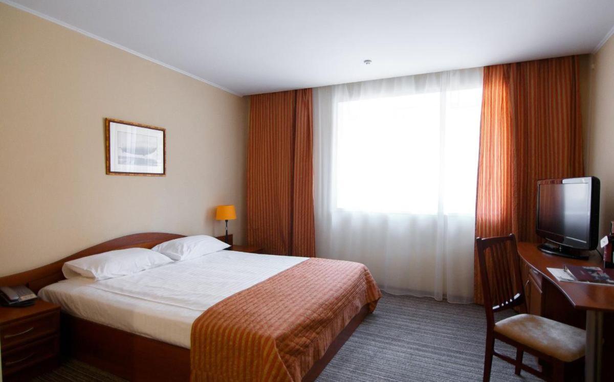 Optima Kropyvnytskyi Hotel Εξωτερικό φωτογραφία