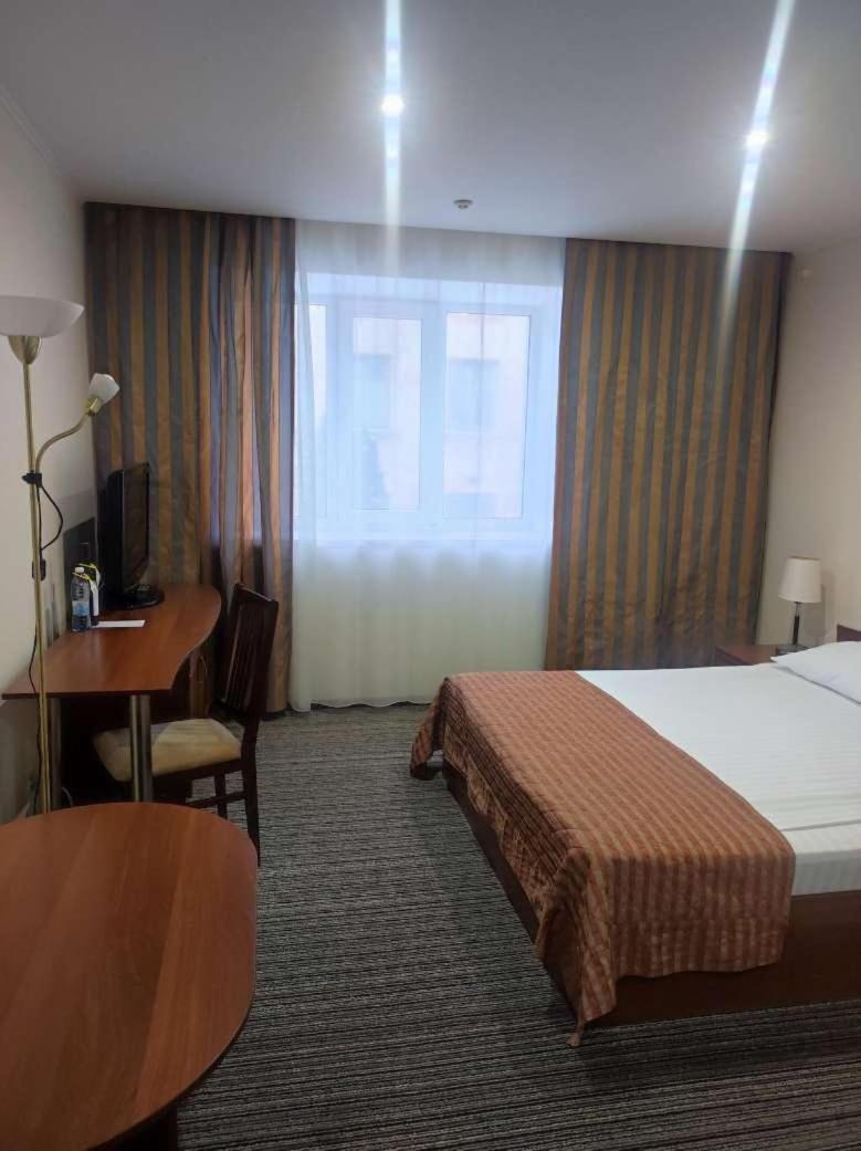 Optima Kropyvnytskyi Hotel Εξωτερικό φωτογραφία