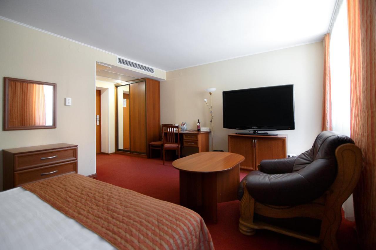 Optima Kropyvnytskyi Hotel Εξωτερικό φωτογραφία