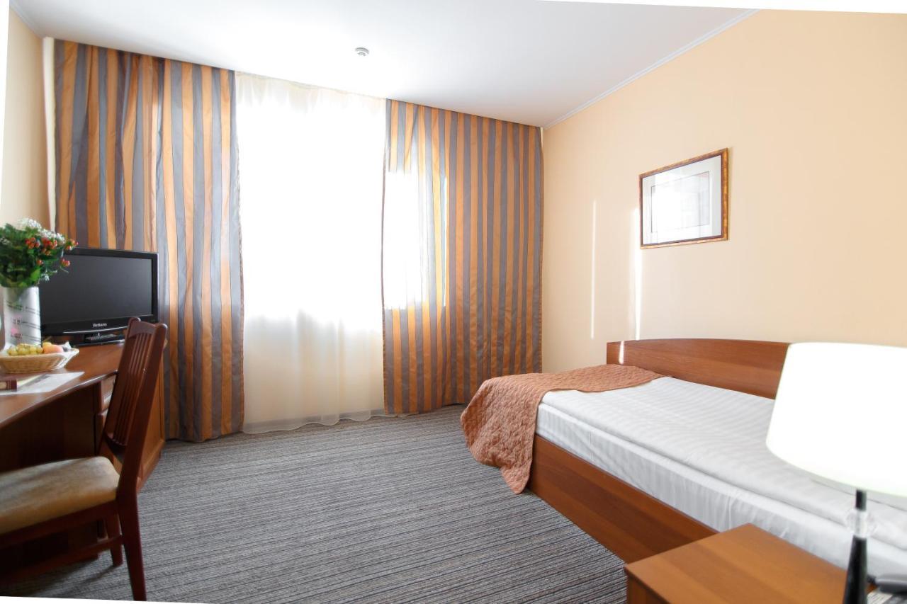 Optima Kropyvnytskyi Hotel Εξωτερικό φωτογραφία