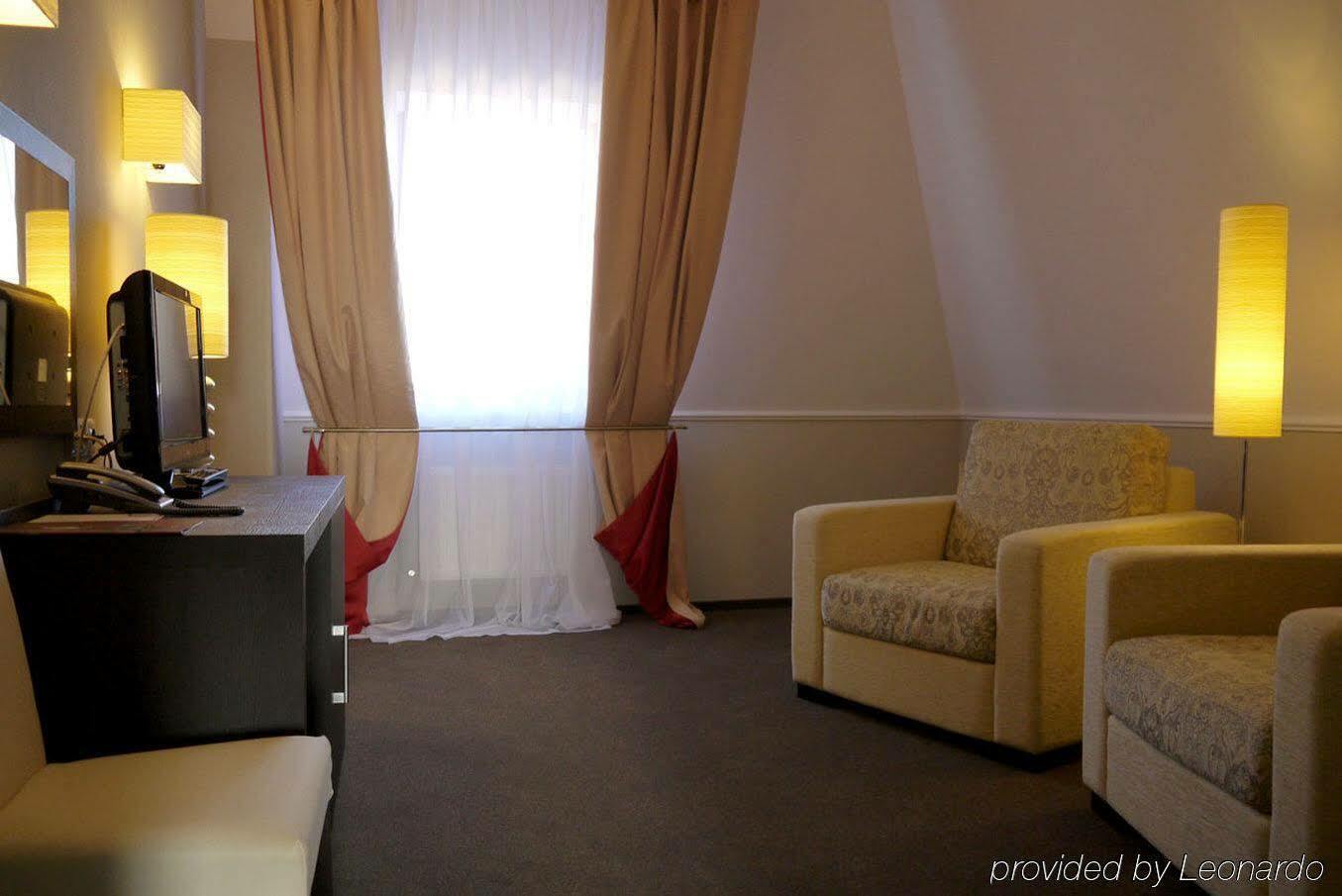 Optima Kropyvnytskyi Hotel Εξωτερικό φωτογραφία